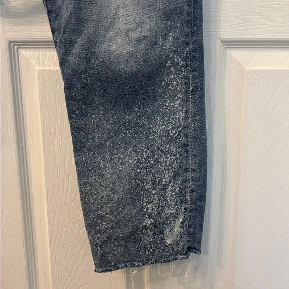 Pilcro The Cigarette Slim Straight Jeans in Distressed Light Wash, 34/18 - Picture 7 of 14